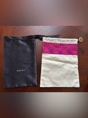 Gucci Black Satin Dust Bag with Beige Pouch and Pink Geometric Trim Tory burch